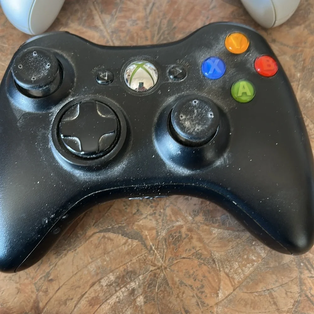 XBox used set of 5 Controllers Multi-Color (Blue, White, Black, Camouflage)